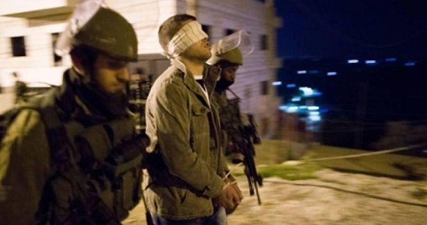 IOF kidnaps several Palestinians in W. Bank raids
