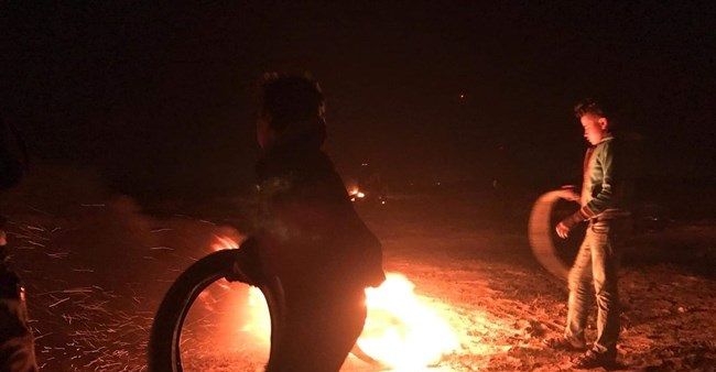 Israeli forces open heavy fire at Palestinian protesters in Gaza