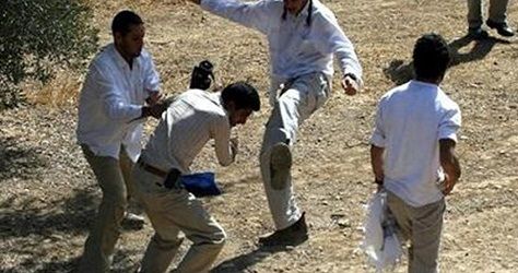 Jewish Settlers assault Palestinians east of Nablus