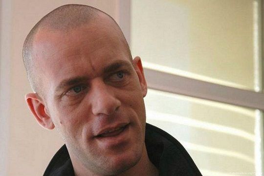 Israel fines, releases French-Palestinian