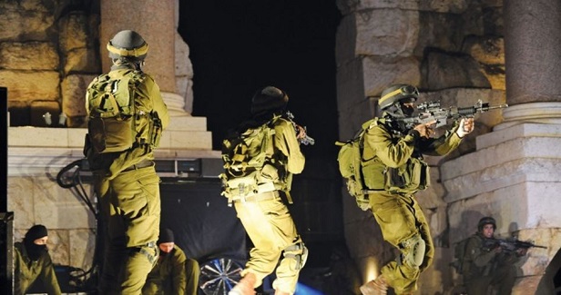 IOF arrests Palestinians in military raids