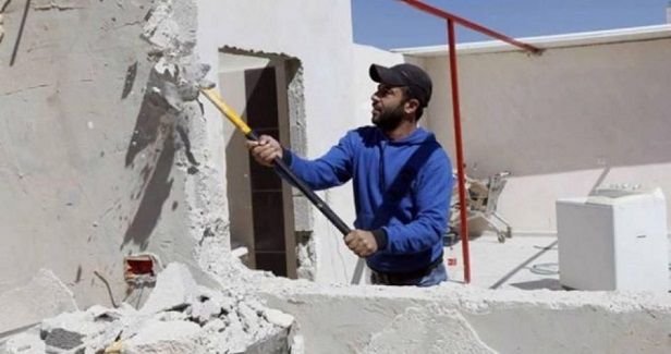 IOA forces brothers raze their homes, tries to evict family in J�lem