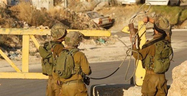 Israeli forces seal entrance to Ramallah-area village