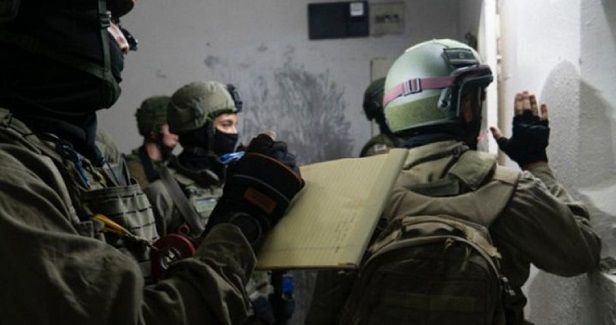 IOF maps Mosque, photographs homes in western Jenin