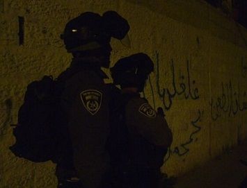Israeli forces detain 5 Palestinians, seize vehicles in West Bank raids