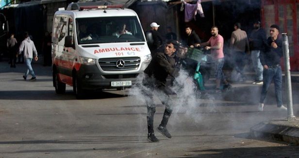 Several Palestinians injured in renewed West Bank clashes