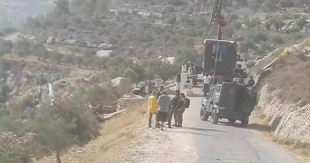Israel settlers set up makeshift home on Palestinian land in J. Valley