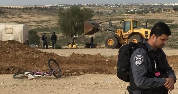 Israel razes Araqib village in Negev for 190th time