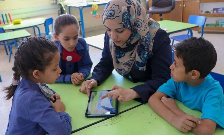 Tablets for Innovative Learning: The European Union equips marginalized UNRWA students in Jordan