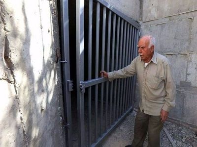 Israel Installs Iron Gate In Private Palestinian Graveyard