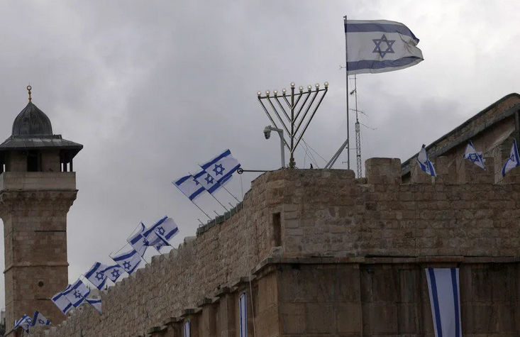 Israel closes Hebron's Ibrahimi Mosque to Muslim worshipers for Passover
