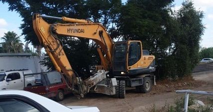 IOF threatens to demolish four houses in al-Khalil