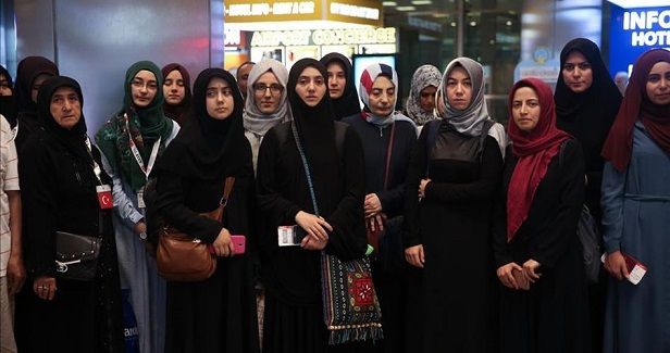 Israel denies entry to 72 Turkish tourists