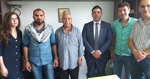 Palestinian delegation meets Lebanese consul in Belgium