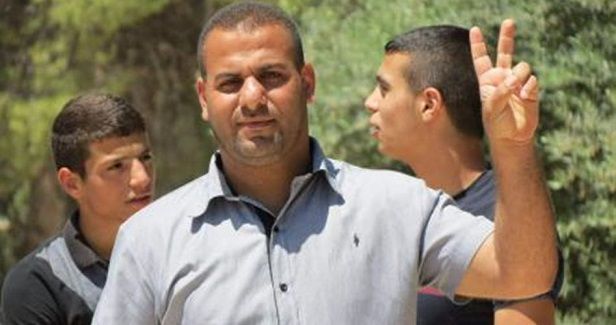 Israeli police slap Aqsa entry ban on Jerusalemite activist