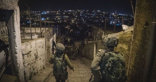 IOF kidnaps several citizens, attacks peaceful protest in W. Bank