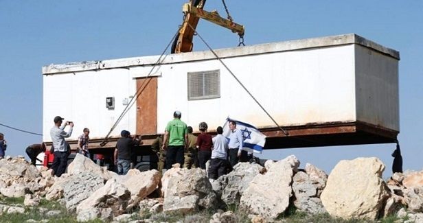 Jewish settlers storm Dura town in al-Khalil