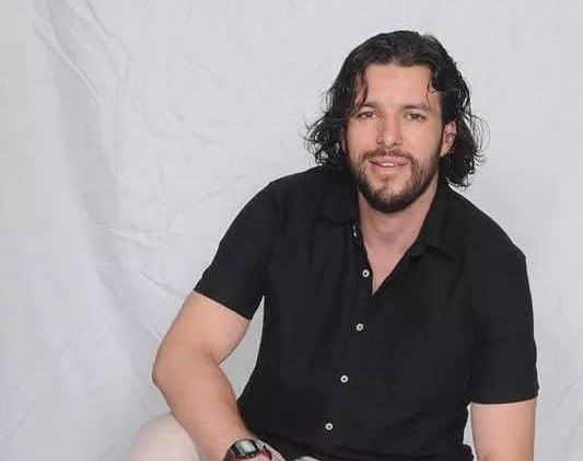 Israeli forces detain Palestinian human rights activist