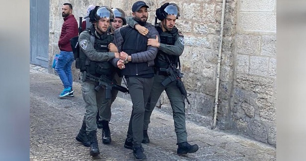 Israeli police arrest Palestinian youth in Al-Aqsa Mosque