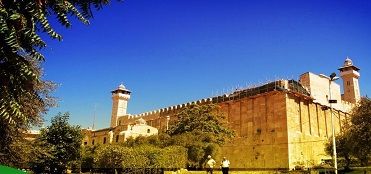 Israeli attorney general okays confiscation of Ibrahimi Mosque�s land