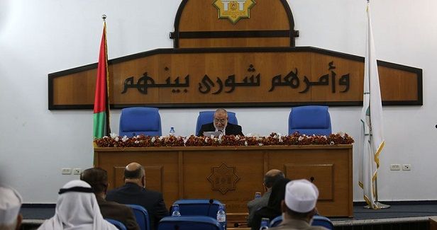 PLC: The Palestinian people are adherent to their right to resistance