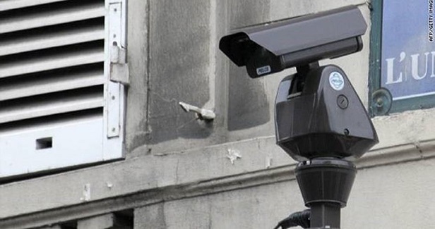 IOF seizes security camera footage, closes roads in Salfit