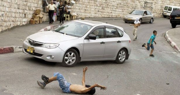 Israeli settler runs over 3 Palestinian children outside school