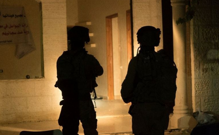 Violent IOF raids throughout West Bank