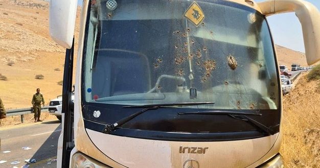 Israeli police kidnap journalist Lama Ghosheh in J�lem