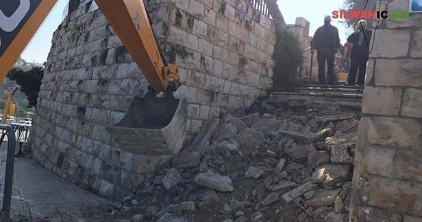 IOA orders Jerusalemite to demolish his home