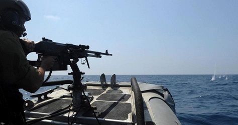 Israeli navy opens machinegun fire at fishermen off Gaza shore