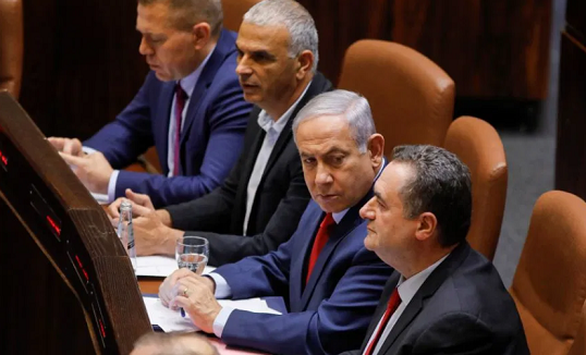 Poll: 58% of Israelis think their leadership is corrupt
