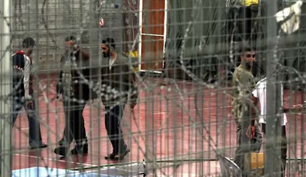 15 Gazans visit relatives jailed in Israeli Beersheba prison