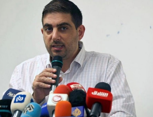 Palestinians with links to the PA are becoming billionaires while the rest are living in poverty, rights activist says