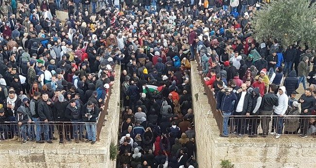 Israel releases top Waqf officials, bans them from Al-Aqsa