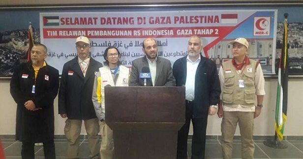 Indonesian delegation pops in Israeli-blockaded Gaza