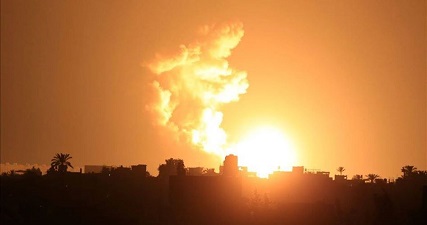 Israeli warplanes strike Gaza site