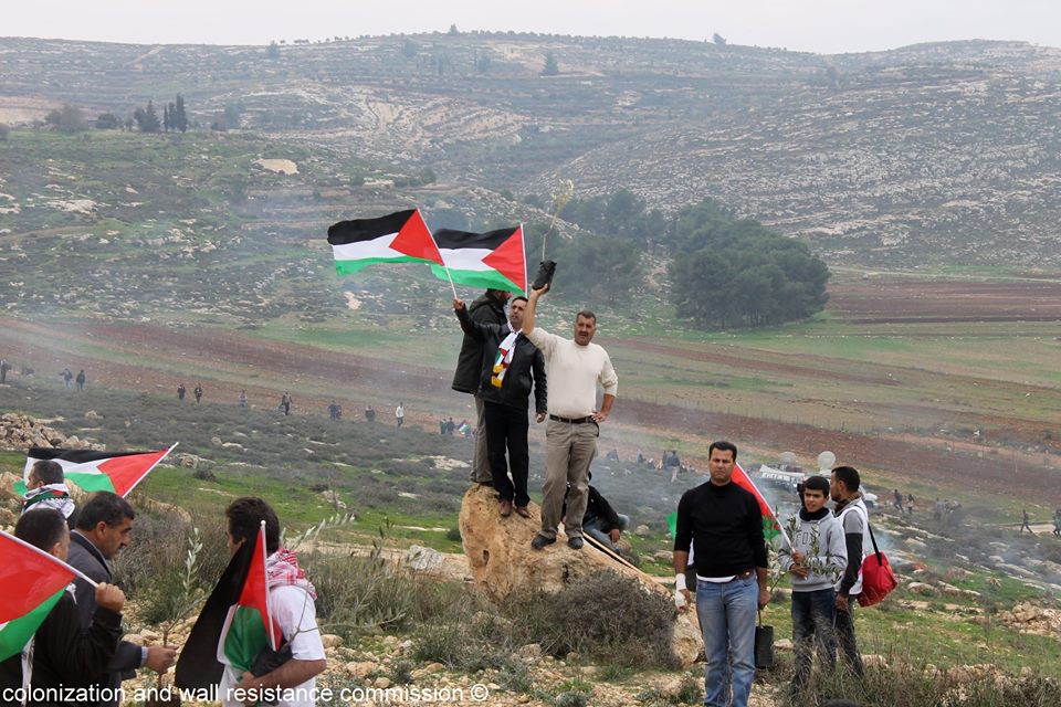 Resisting the Settlements and Judging them