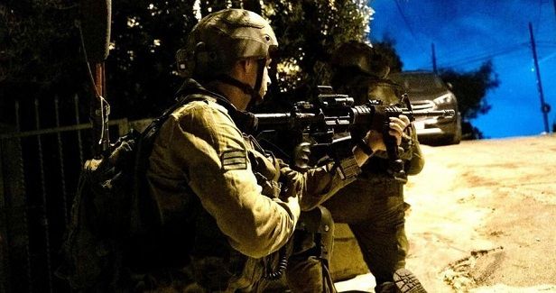 Several Palestinians kidnaped, others injured by IOF
