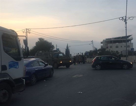 Palestinian stabbing attack suspect turns himself in