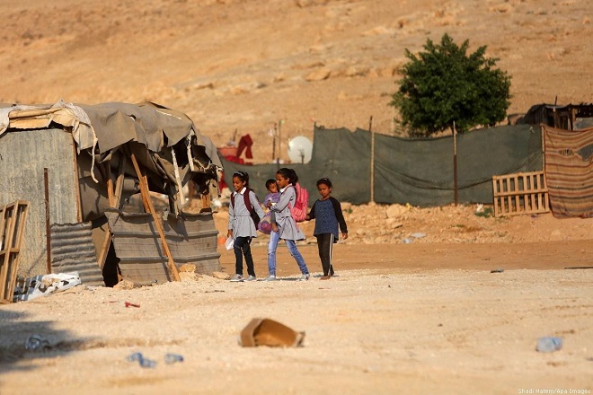 Right-wing Israeli activists block new school for Bedouin village