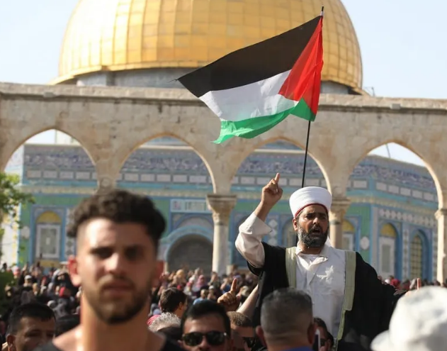 Jerusalem Islamic Waqf: 'Israel occupation forbids increasing Al-Aqsa guards'