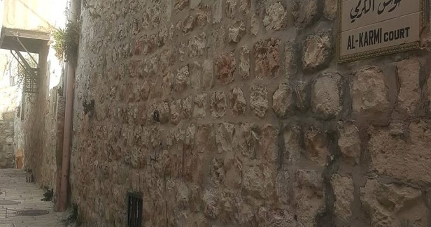 Mamluk buildings bearing the names of families of Jerusalem