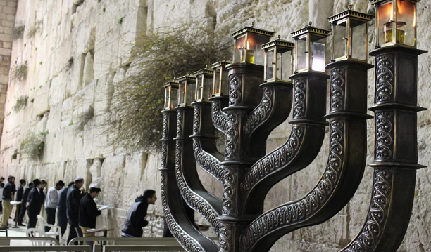 52% Israeli Jews: Religion plays too big a role in our lives