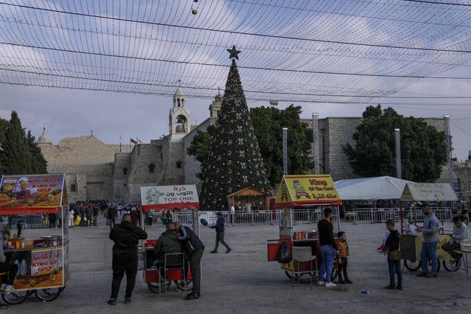 Bethlehem welcomes Christmas tourists after COVID-19 pandemic lull