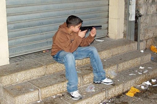 Israel held Palestinian for 11 days while failing to determine if gun was real