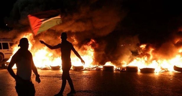 Palestinian injured by IOF gunfire in northern al-Khalil