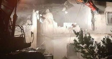 IOA displaces Jerusalemite family in Sur Baher town