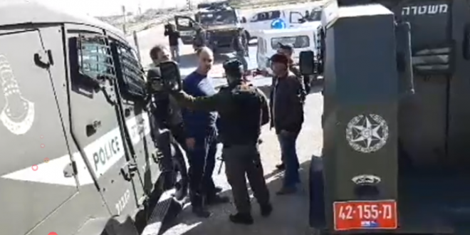 IOF repress demonstration against occupation policies near Jerusalem