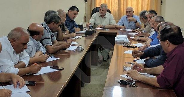 Factions praise Hamas's decision to dissolve administrative committee